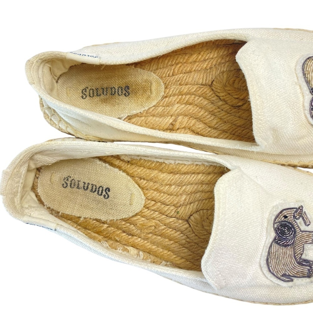 SOLUDOS Elephant Beaded Smoking Slipper in White Size 6 - Picture 6 of 8
